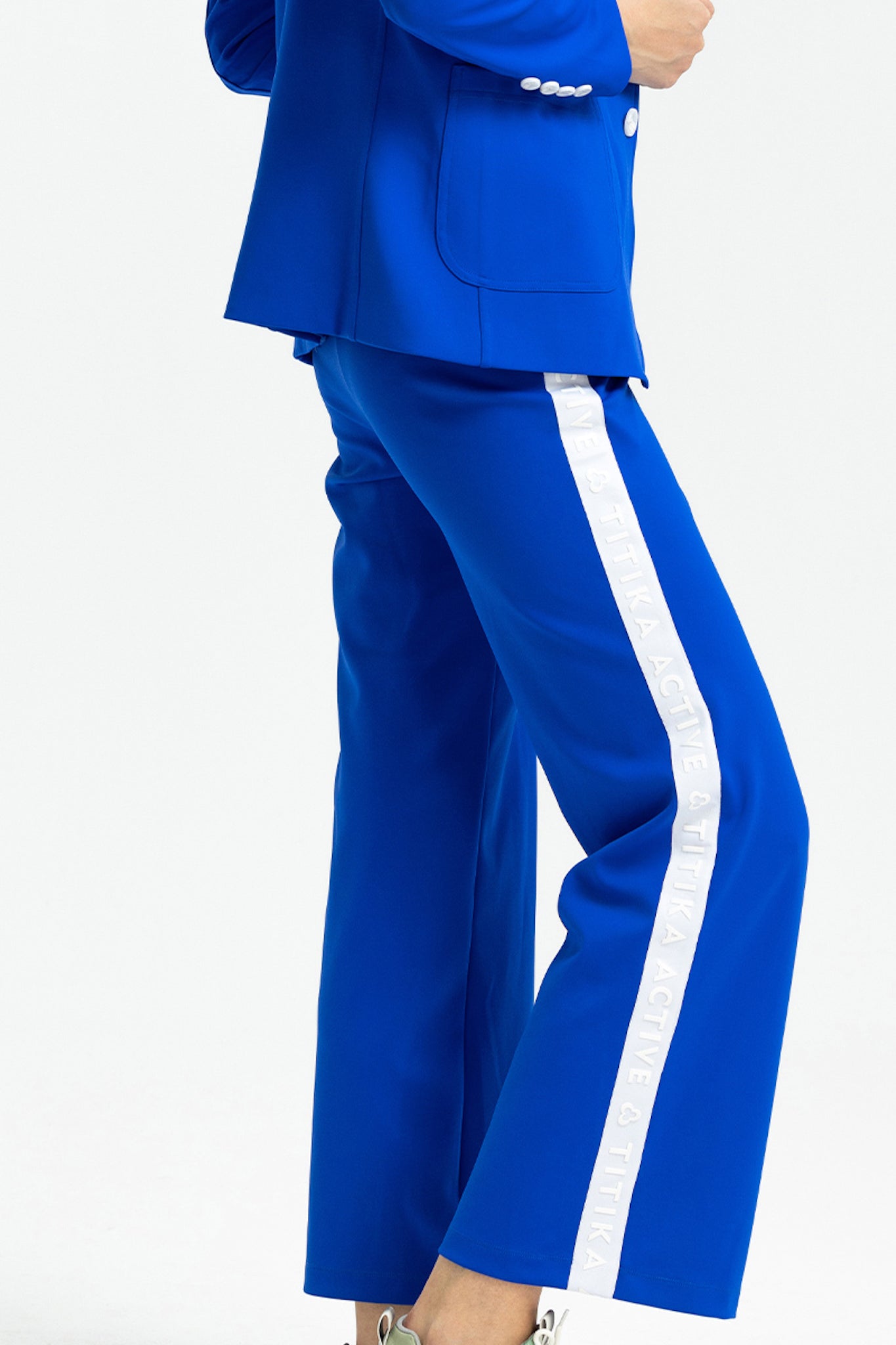 TITIKA Statement Pants