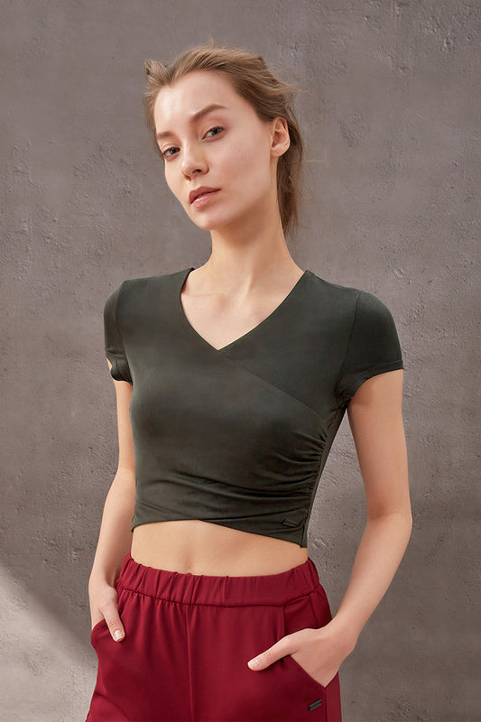 V-Neck Cropped T-shirt