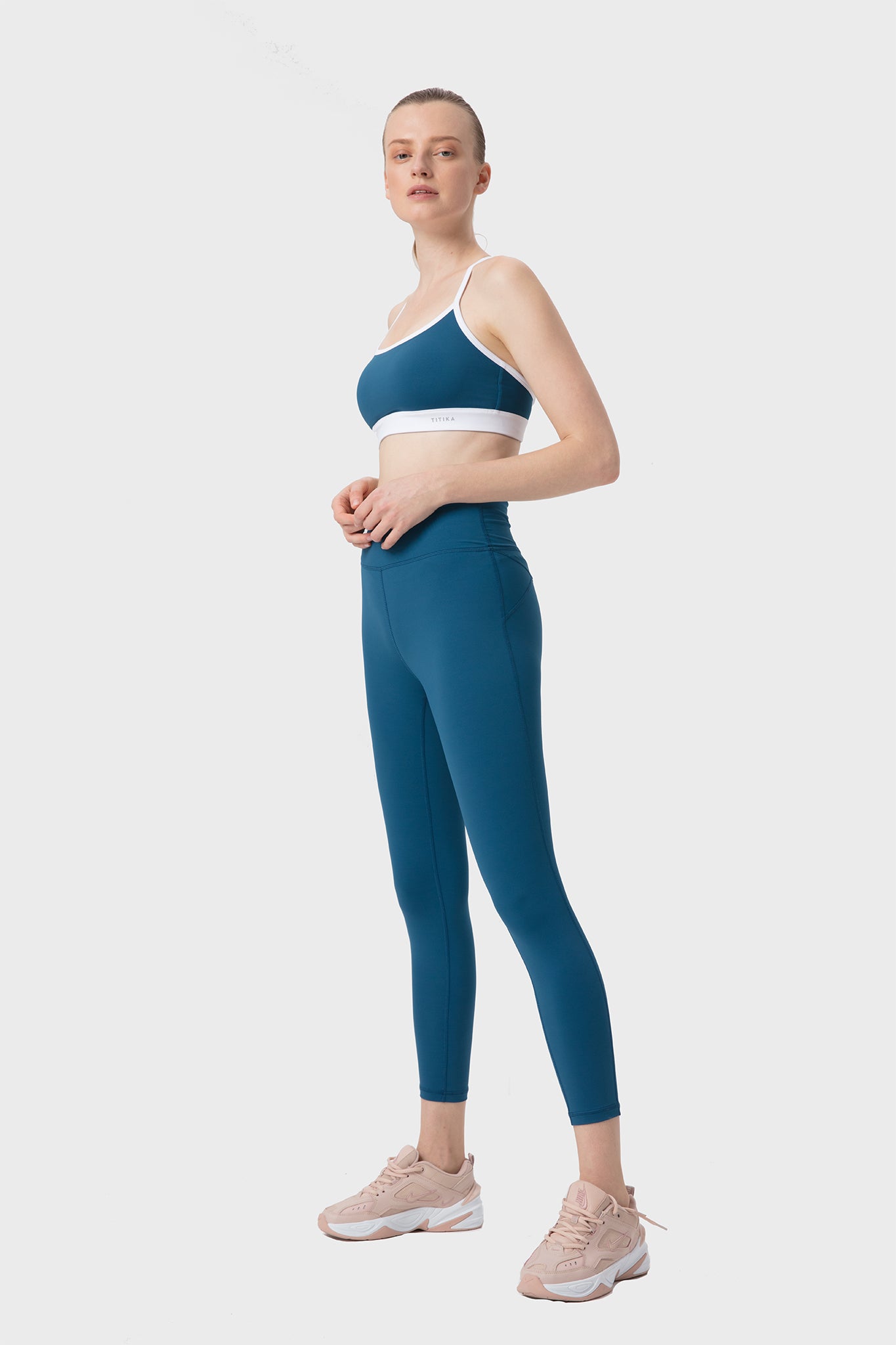 Layla Performance Leggings